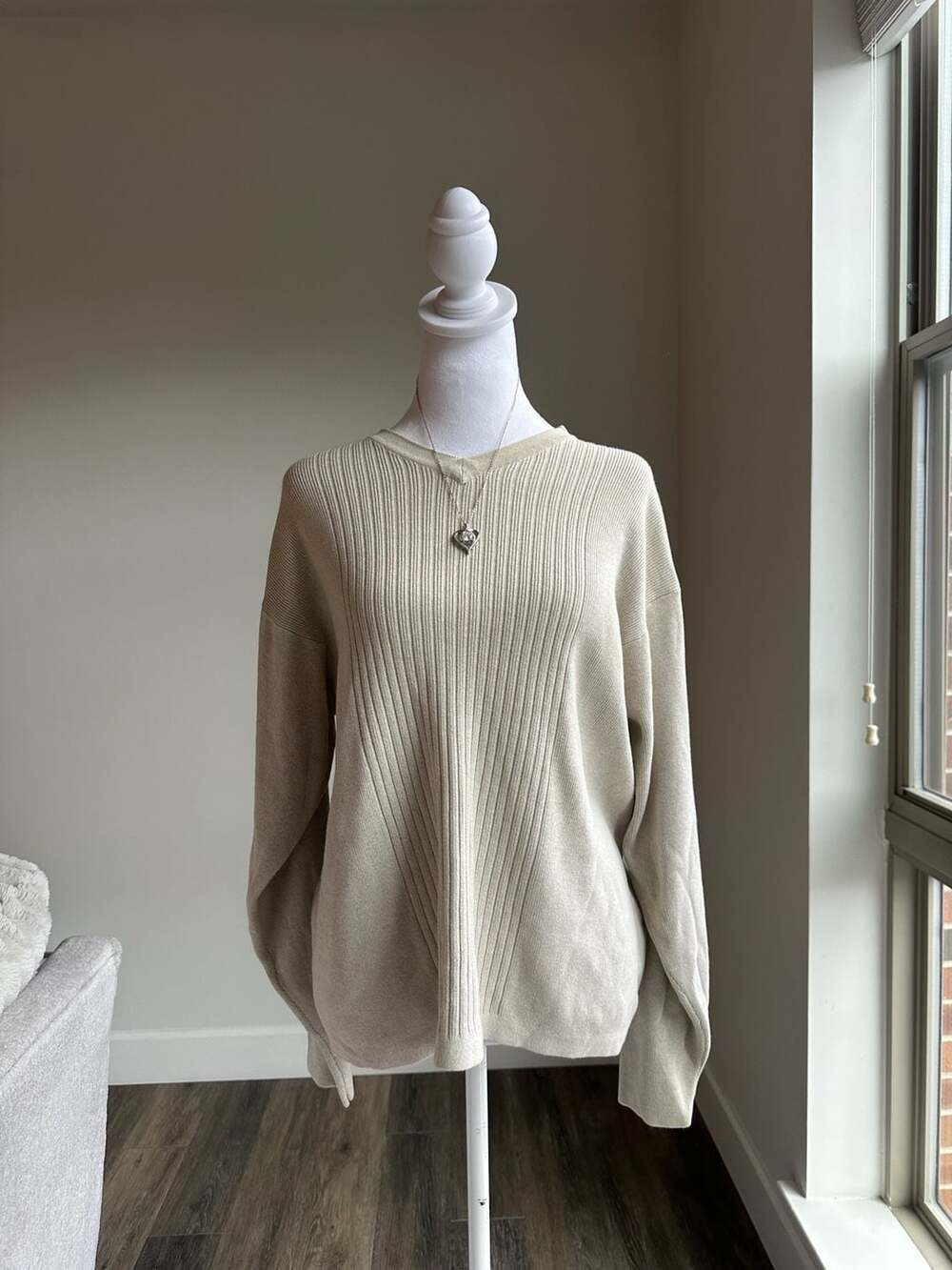 Brandini Beige Ribbed Knit Sweater Size M Cream Long Sleeve Pullover Crewneck